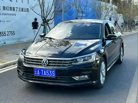 Volkswagen Passat 2017 — фото 1
