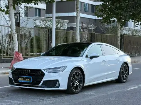Audi A7 2021 — фото 1