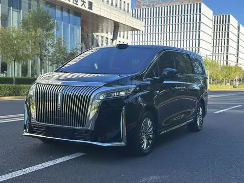 Wey 高山 PHEV 2025