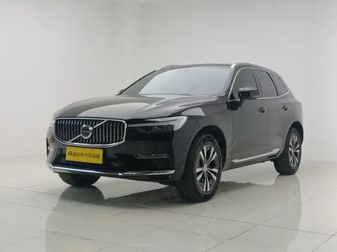 Volvo XC60 2025