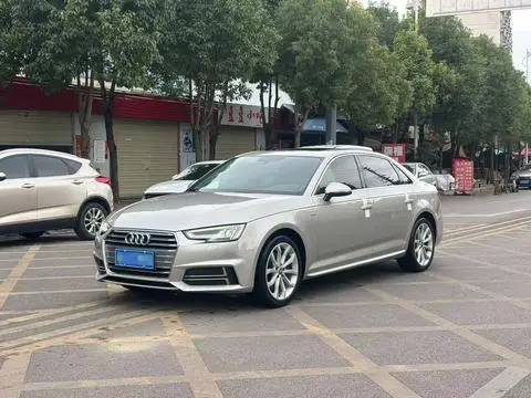 Audi A4L 2018 — фото 1