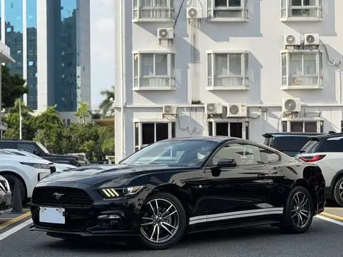 Ford Mustang 2017 — фото 1