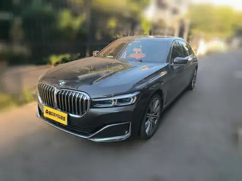 BMW 7 Series 2021 — фото 1