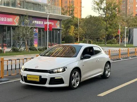 Volkswagen 尚酷 2011