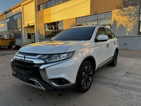 Mitsubishi 欧蓝德 2020