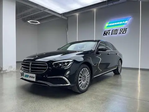 Mercedes-Benz E-Class 2022 — фото 1