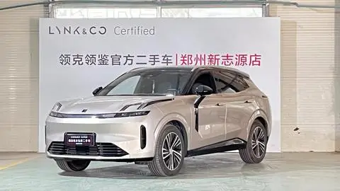 Lynk & Co 08 EM-P 2023 — фото 1
