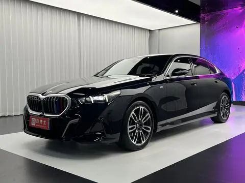 BMW 5 Series 2024