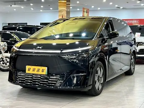 XPeng 小鹏X9 2024