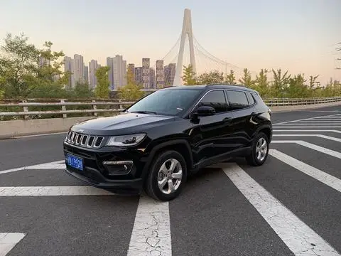 Jeep 指南者 2020