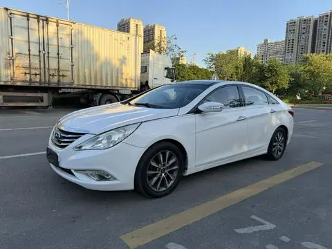 Hyundai 索纳塔八 2013