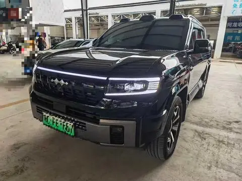 BYD Leopard 8 2025