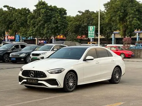 Mercedes-Benz C-Class 2025