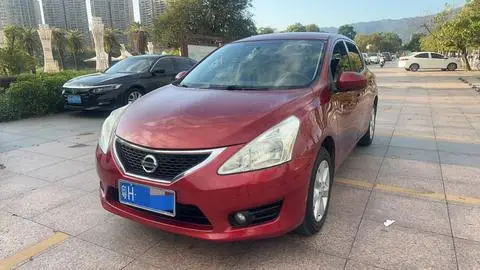 Nissan 骐达TIIDA 2014 — фото 1