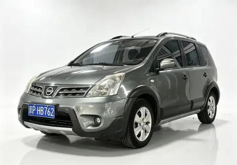Nissan 骊威 2010