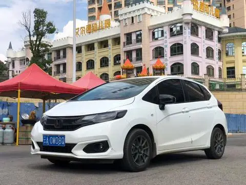 Honda Fit 2018 — фото 1
