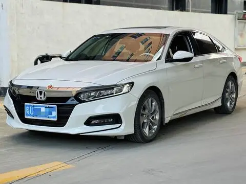 Honda Accord 2018 — фото 1
