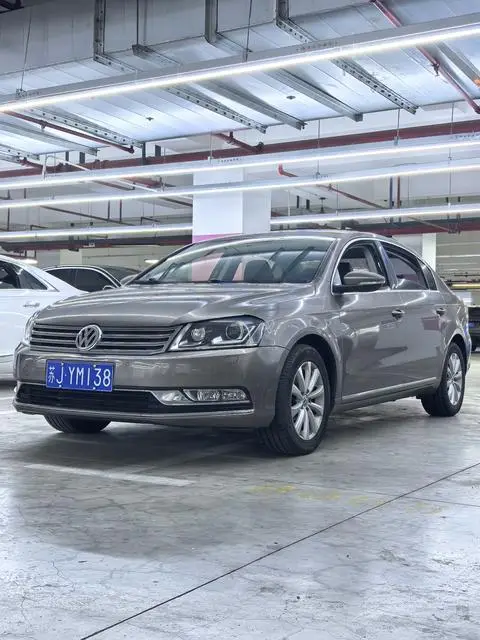 Volkswagen Magotan 2016