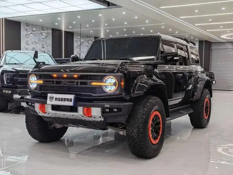 Ford Bronco 2024 — фото 1