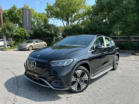 Mercedes-Benz EQE SUV 2024