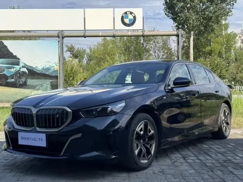 BMW i5 2024