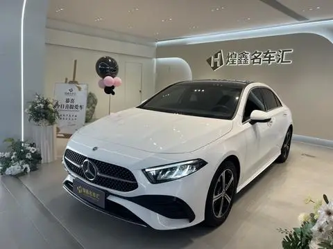 Mercedes-Benz A-Class 2023 — фото 1