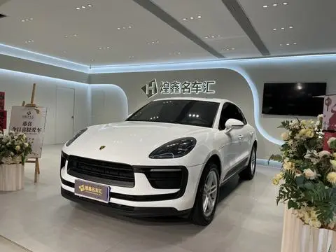 Porsche Macan 2022