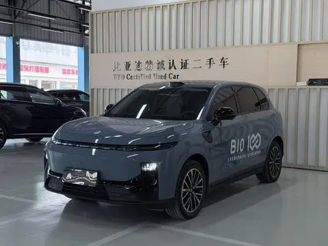 Leapmotor B10 2025