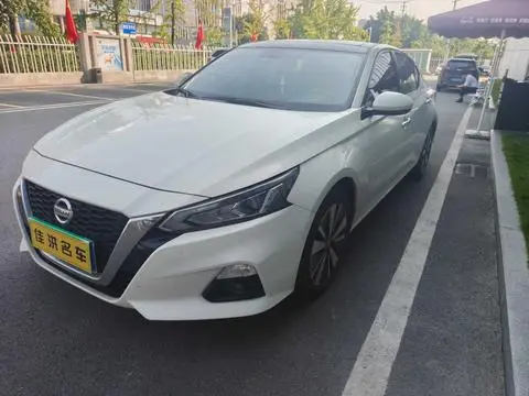 Nissan Teana 2021