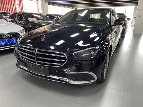 Mercedes-Benz E-Class 2023 — фото 1
