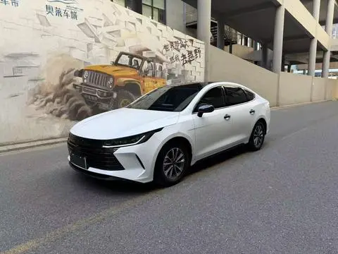 BYD 驱逐舰05 2024
