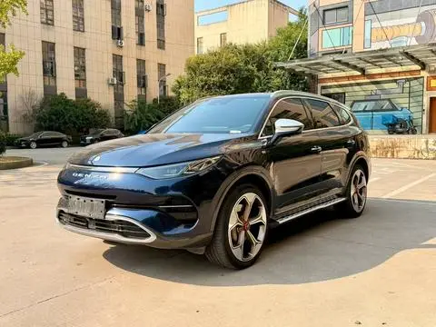 Denza X PHEV 2020