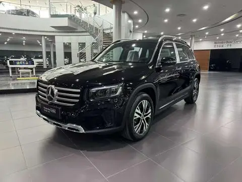 Mercedes-Benz GLB 2025
