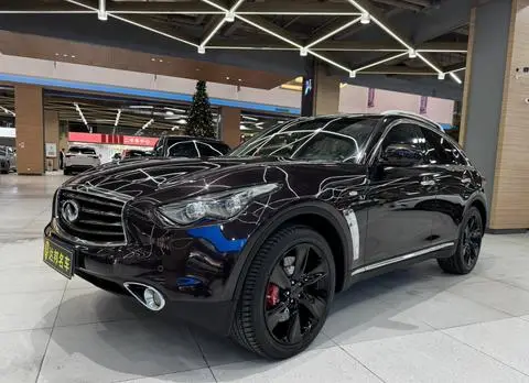 Infiniti QX70 2013