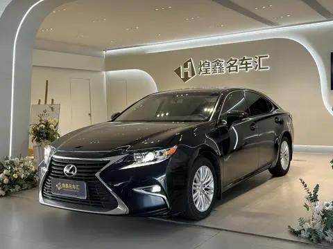Lexus ES 2015