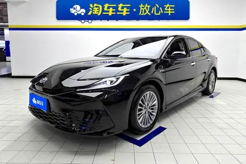 Toyota Camry 2024