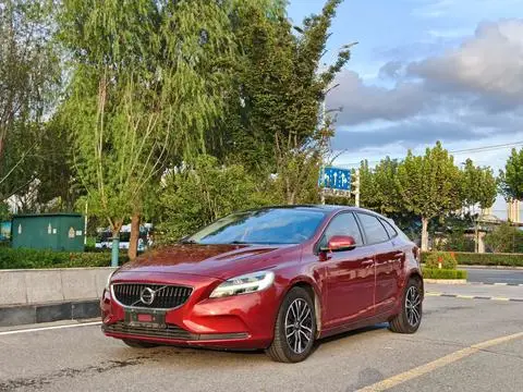 Volvo V40 2017