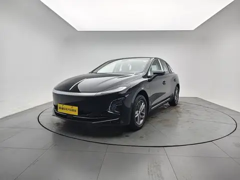 Hongqi E-QM5 2025
