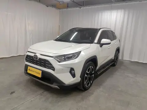 Toyota RAV4 2021