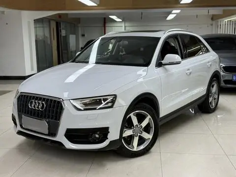Audi Q3 2015