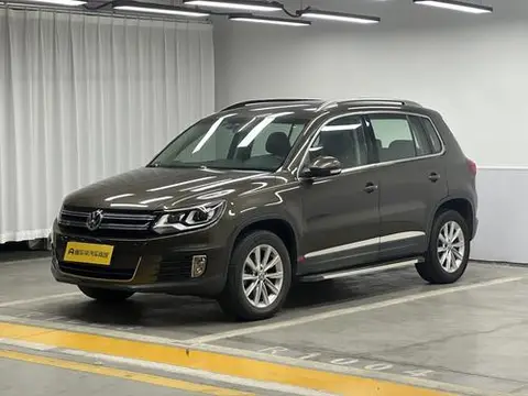 Volkswagen Tiguan 2016 — фото 1
