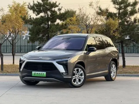 NIO ES8 2020