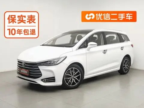 BYD 宋MAX 2017 — фото 1