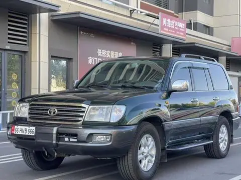 Toyota 兰德酷路泽 2005