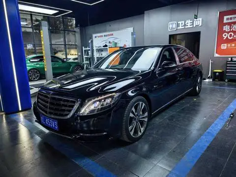 Mercedes-Benz 迈巴赫S-Class 2015