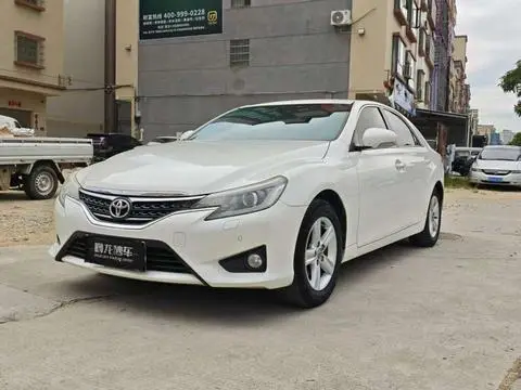 Toyota Reiz 2013