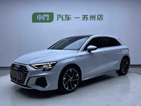 Audi A3 2023 — фото 1