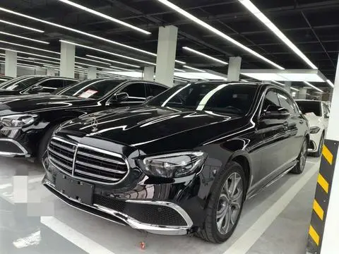 Mercedes-Benz E-Class 2023 — фото 1