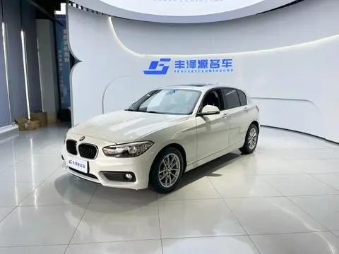 BMW 1 Series 2018 — фото 1
