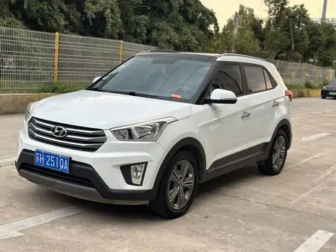 Hyundai ix25 2015 — фото 1